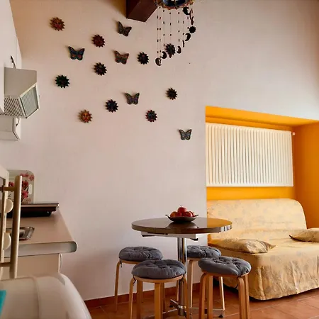Tres Soles Apartamento *